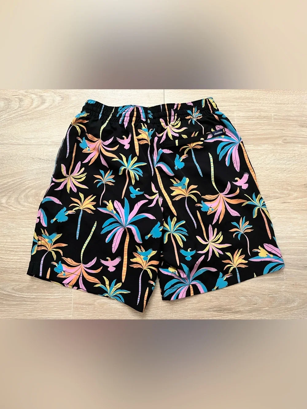 Chubbies Men’s Classic Swim Trunks The Black Light Nights 7” Black Neon Palm S - Picture 5 of 6